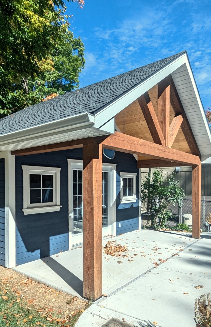 PXL 20241002 184526528