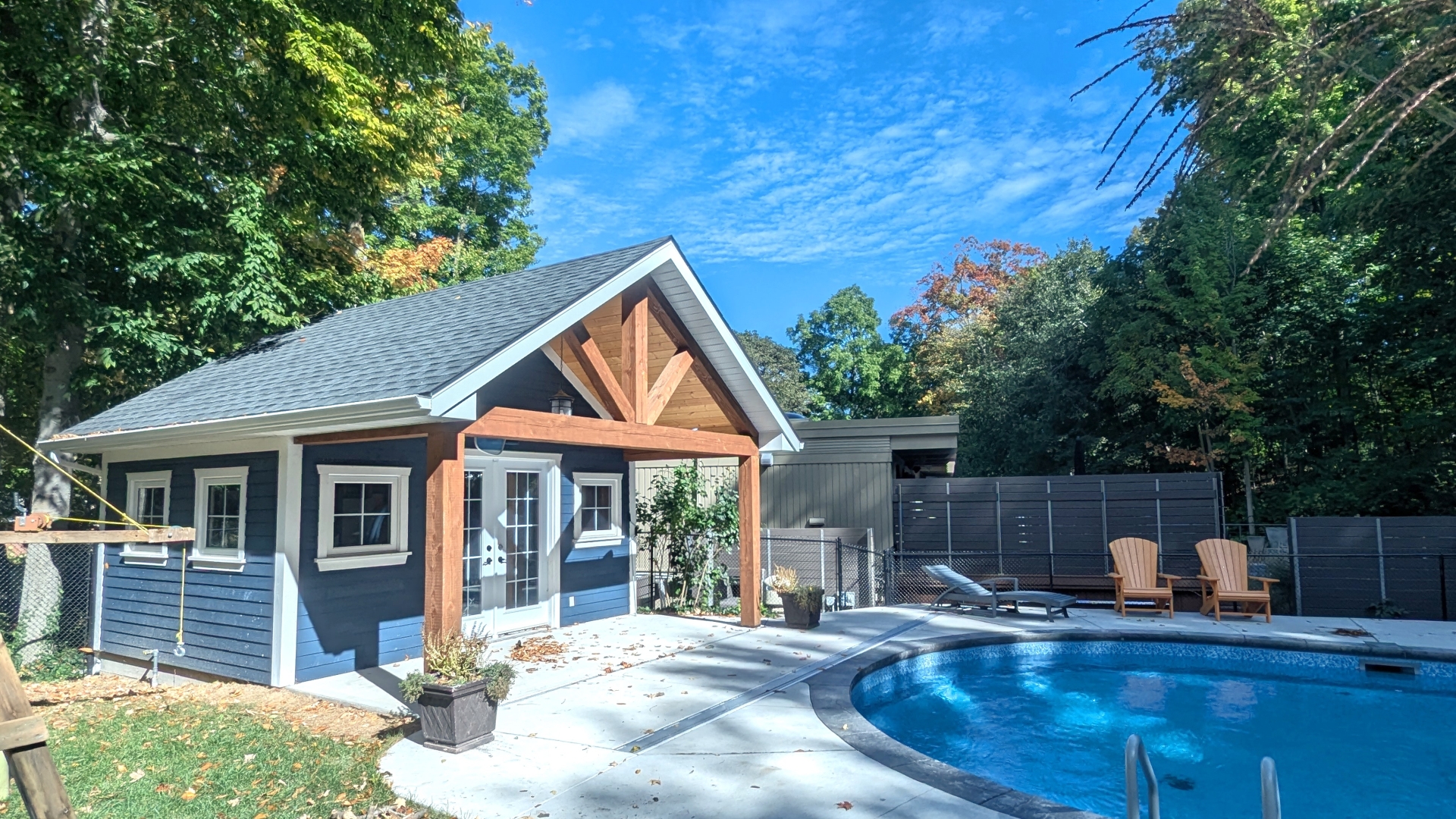 PXL 20241002 184554257