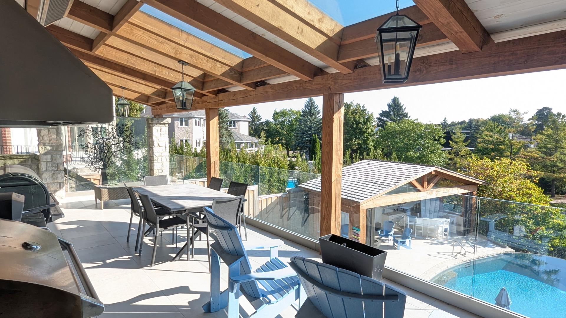 Waterloo Porch & PoolHouse